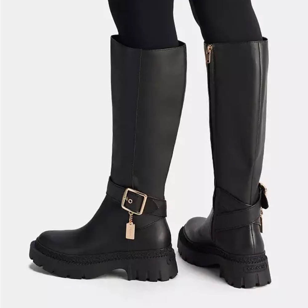 Coach James Boot, never worn